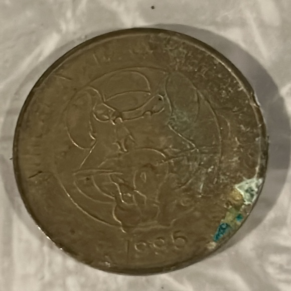 41 Chuck E. Cheese Tokens assorted years from 1992 through 2003 see list below - Picture 5 of 11